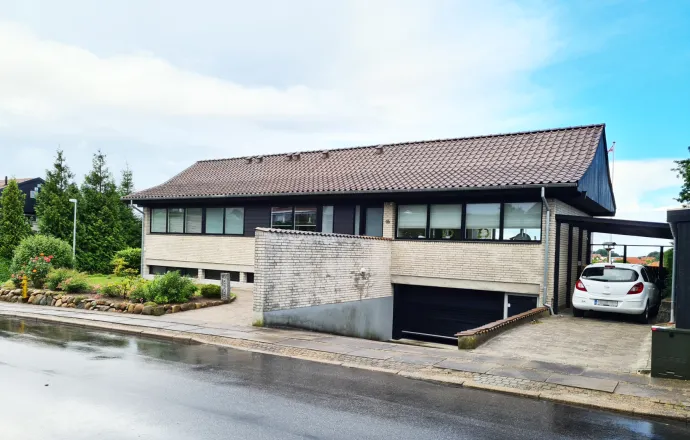 A/S Nortvig - Tagudskiftning, Kornerupsvej