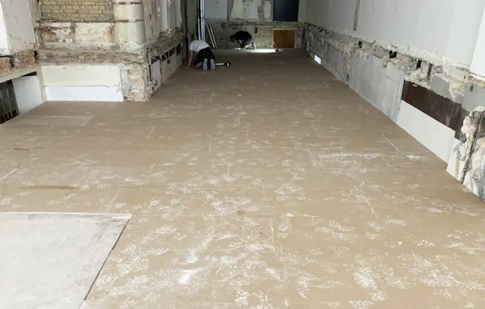 A/S Nortvig - Træterrasse og indskudt branddæk